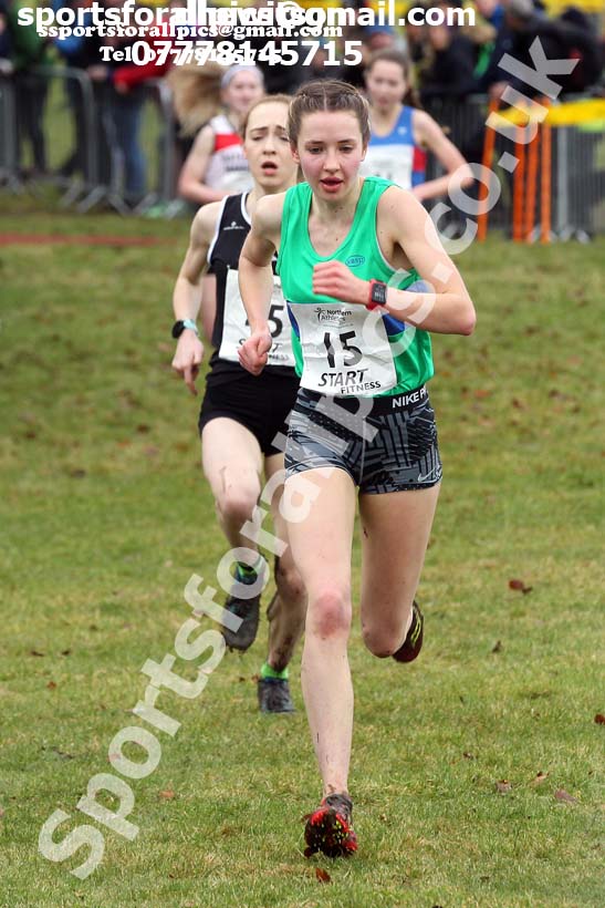 Womens under-20 Northern Cross Country Champs., Camp Hill Estate, Kirklington.  Photo: David T. Hewitson/Sports for All Pics
